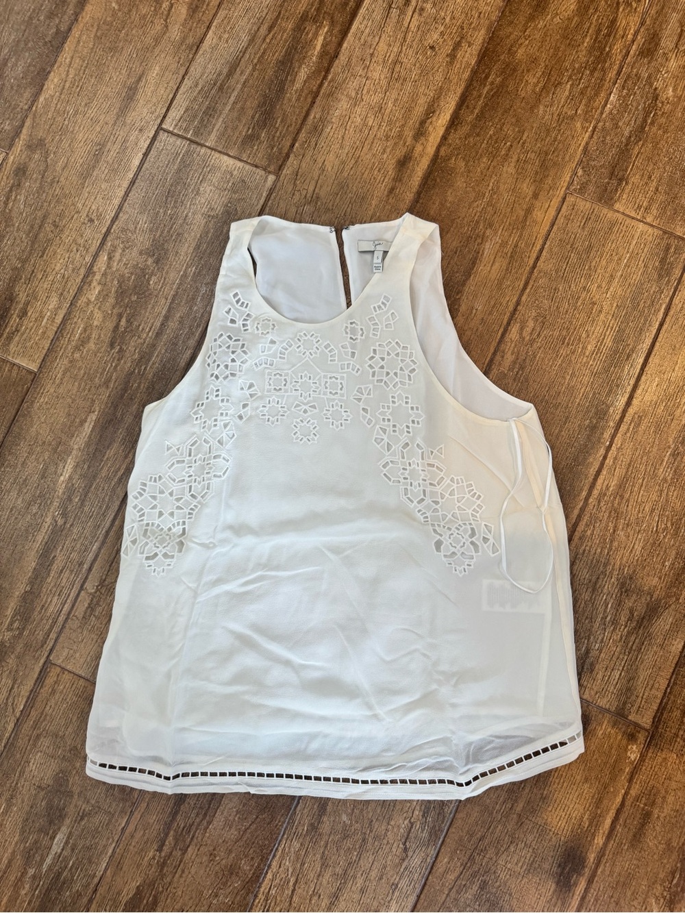 Joie White Embroidered Sleeveless Camisole